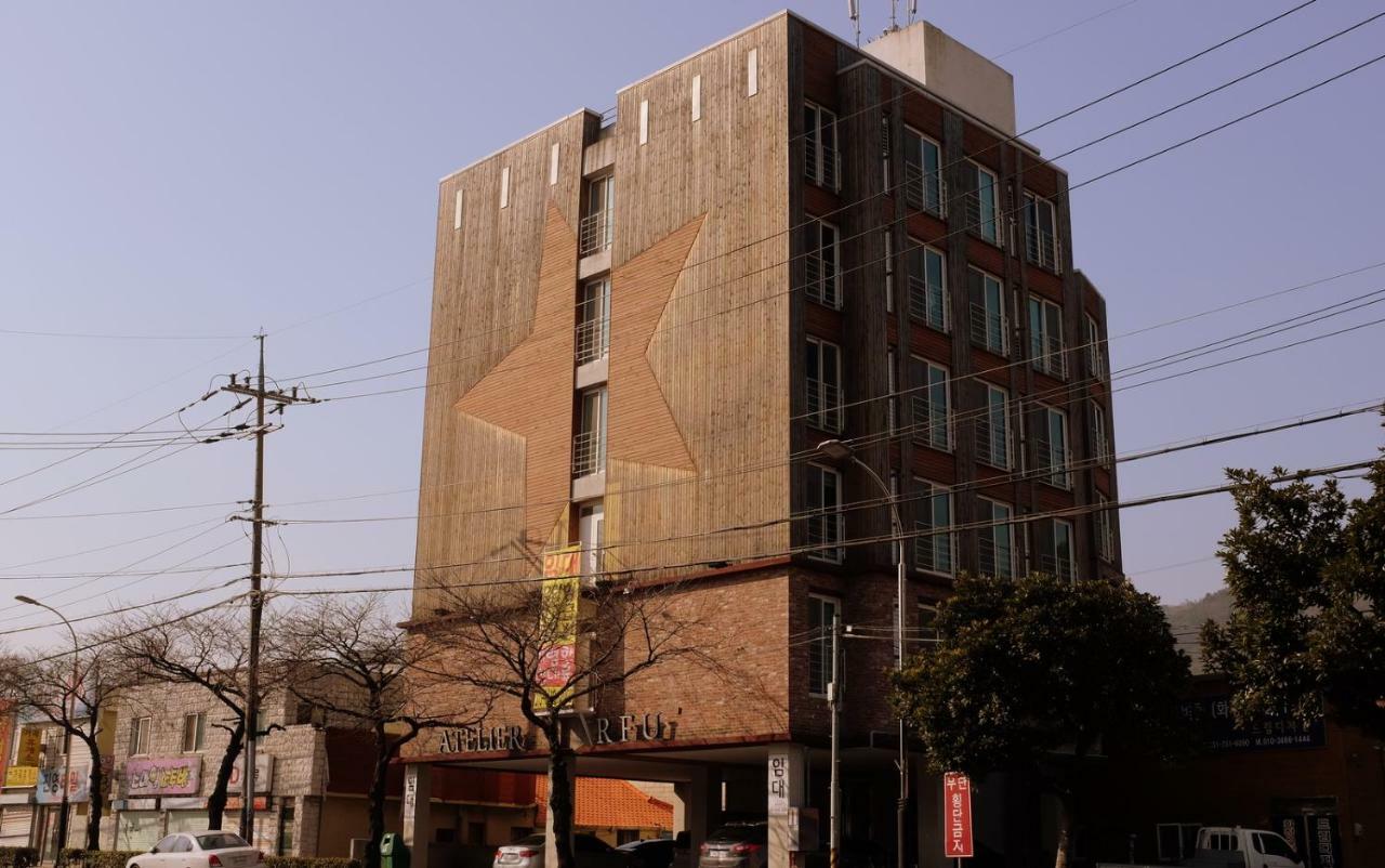 Atelier Hostel Санчхон Екстер'єр фото