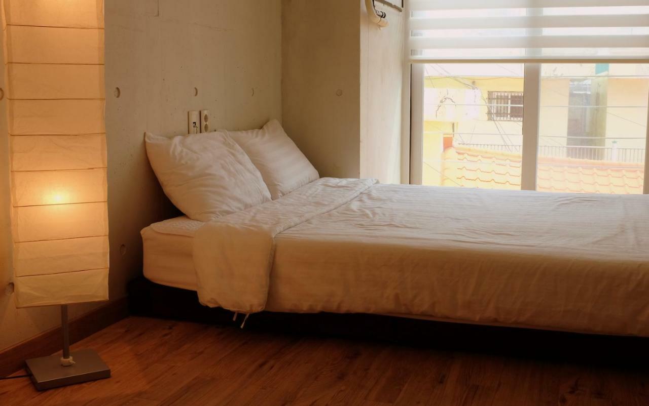Atelier Hostel Санчхон Екстер'єр фото